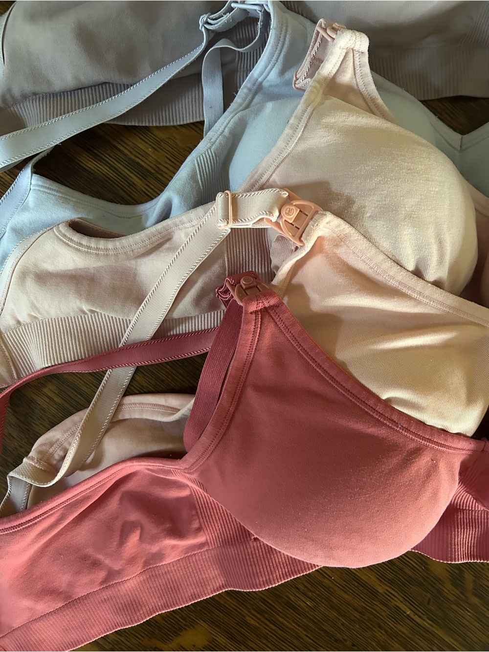 Lot of 6 Bravado Body Silk Seamless Nursing Bras in size medium - Picture 4 of 9